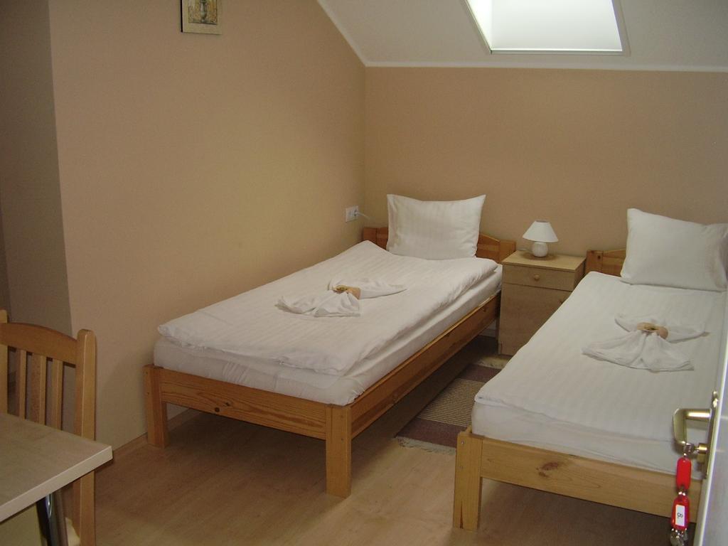 Alexandra Apartman Bed & Breakfast Kalocsa Room photo